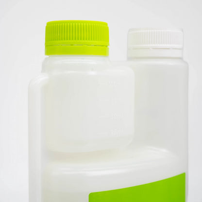 Cafetto LOD Liquid Descaler Green Basic Barista Coffee Machine Cleaner Organic Descaler Close up of bottle system
