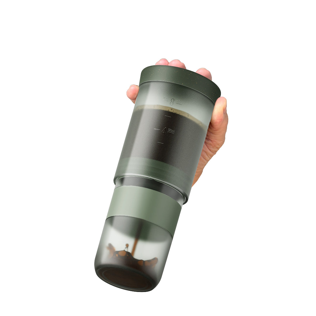 Wacaco Prestina Press Coffee Basic Barista Sage Green pressing hand